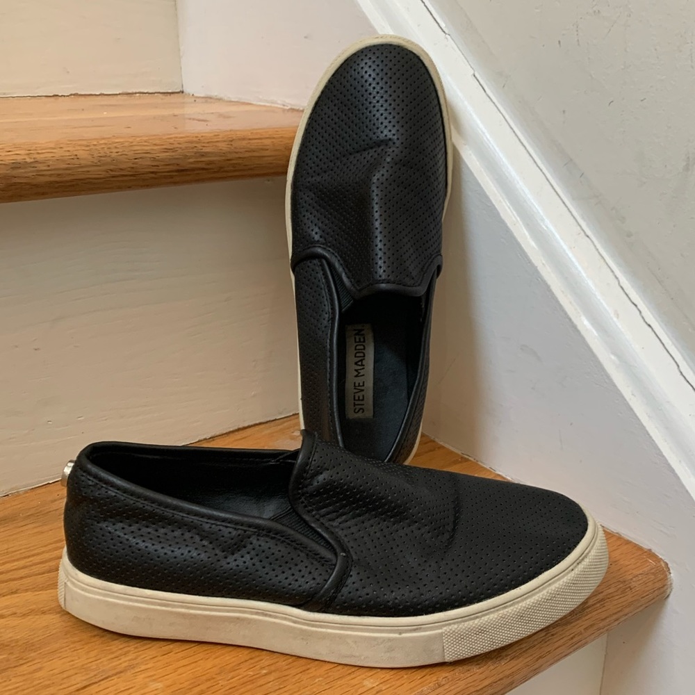 Steve Madden  S/Ezeke Slip-on Sneaker